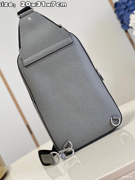 LOUIS Avenue Slingbag VUITTON NM-31*20*7CM 0226